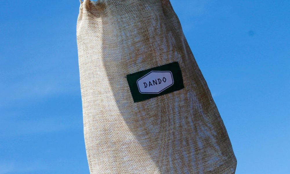 Dando